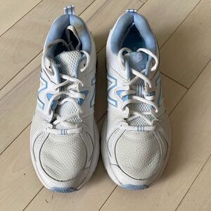 New Balance Leather Cross Trainer Low Top Tennis Shoes White Baby Blue Size 7
